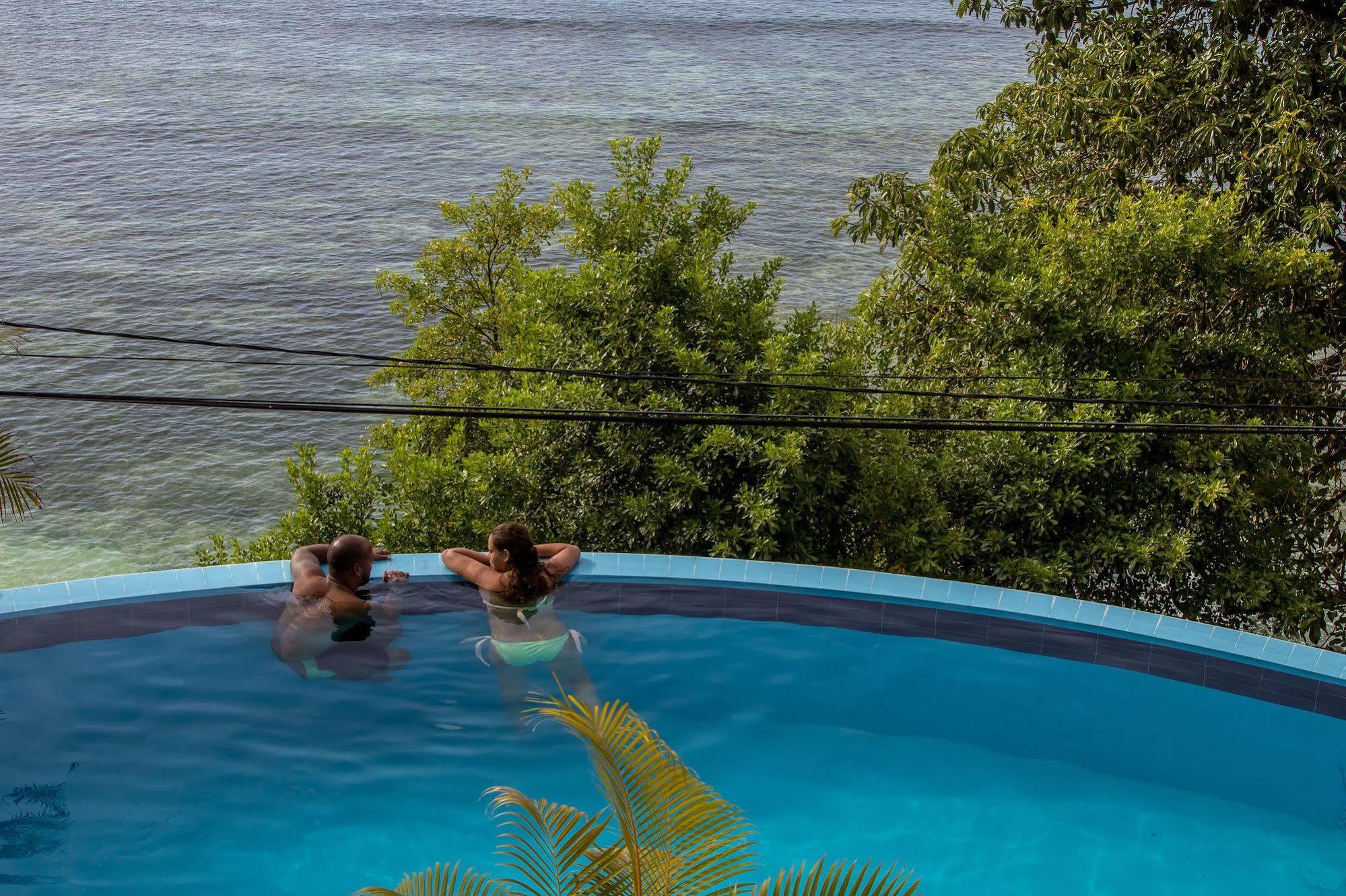 Treasure Cove Hotel & Restaurant Bel Ombre Exterior foto